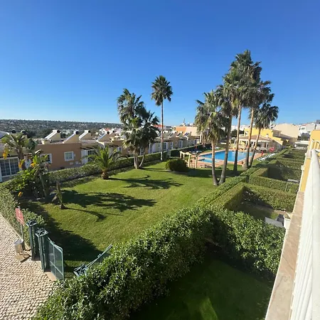 Ferienhaus Pera-moradia T3 *