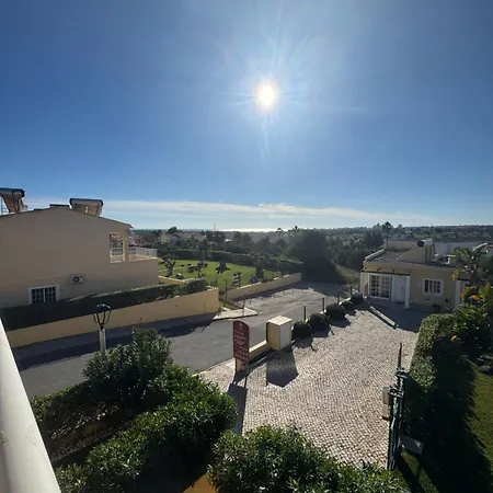 Ferienhaus Pera-moradia T3 *